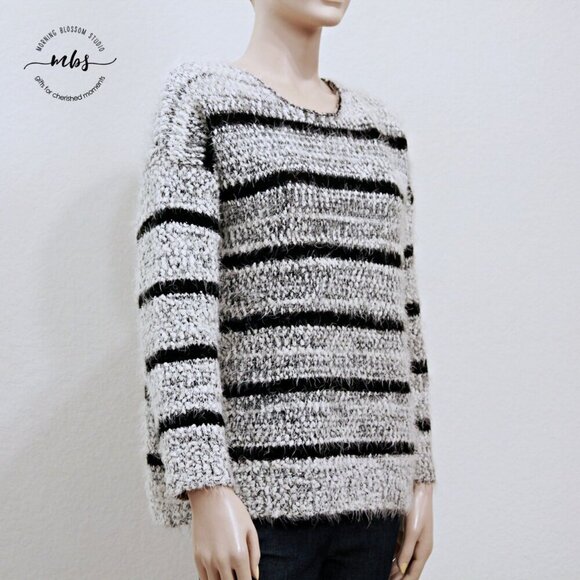 Calvin Klein Striped Fuzzy Crew Neck Long Sleeve Sweater Black White Women Size - Picture 5 of 11